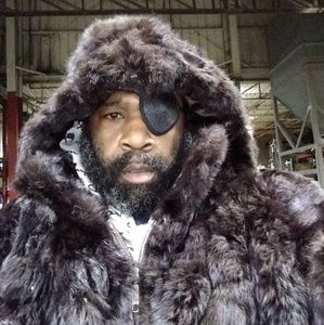 Meet your Posher, Chad